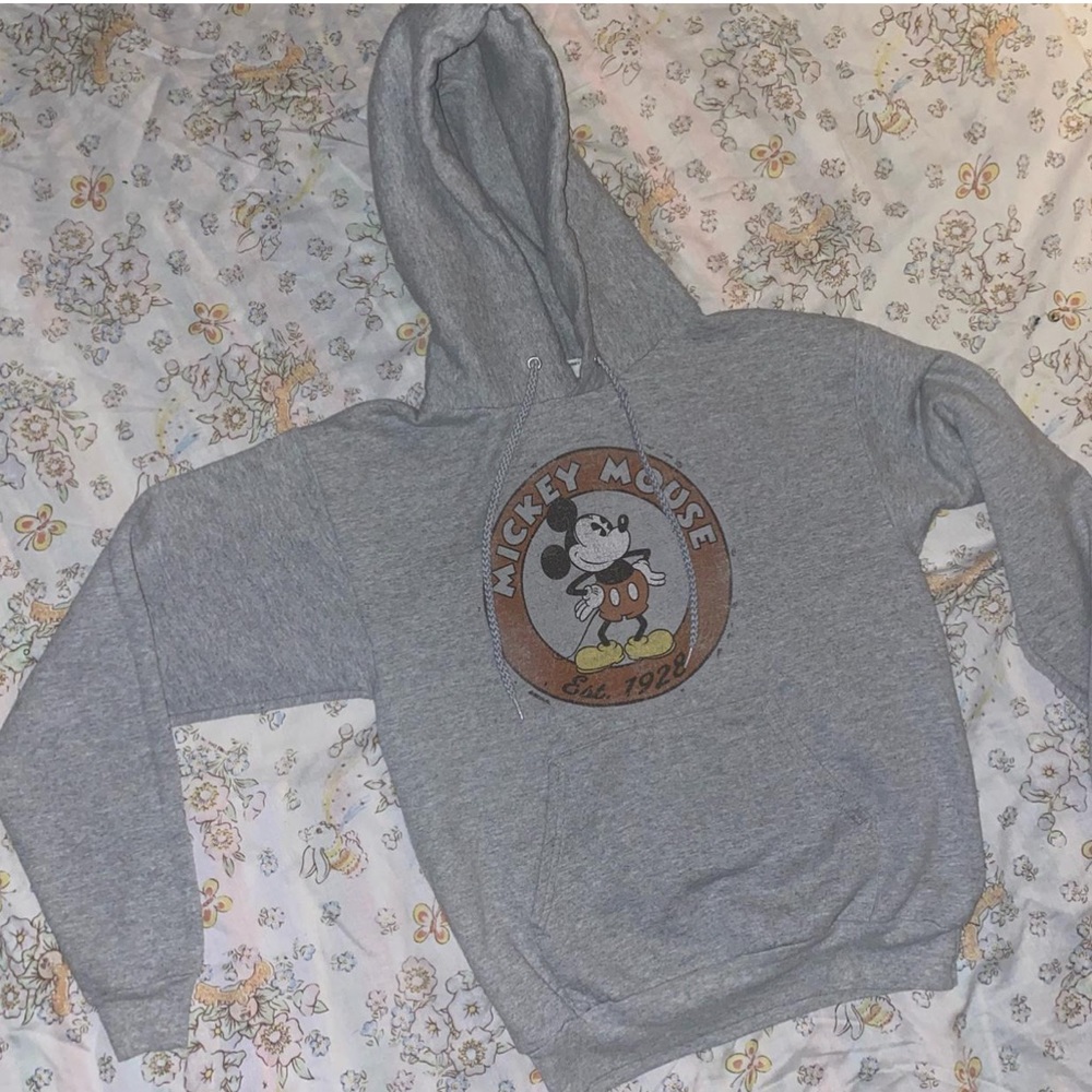 Disney parks Vinatge style Mickey Mouse hoodie size small in no flaws